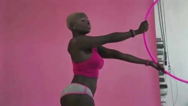 Negrito musclé film porno viol francais se fait défoncer deux filles à tour de rôle