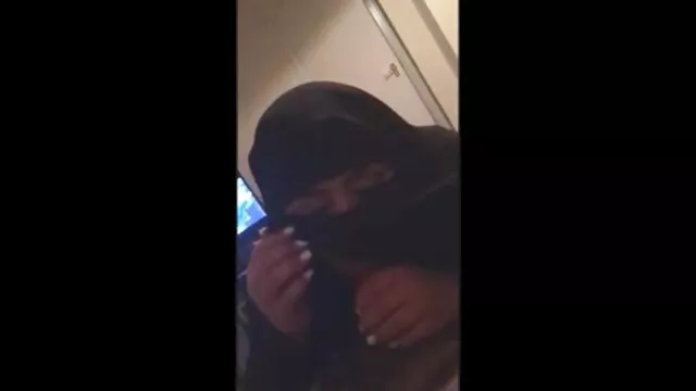 Visite lesbienne avec strapons au lieu de porno américain en français cookies