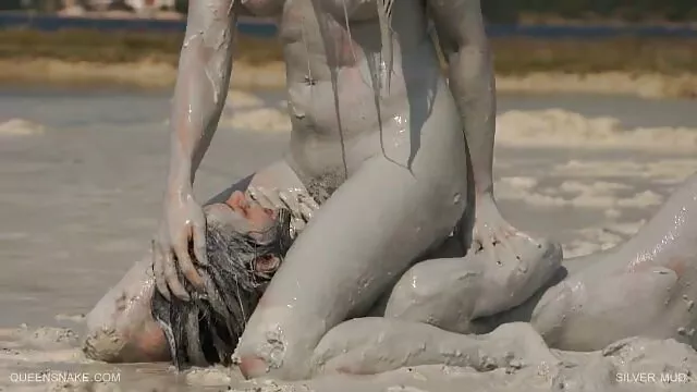 Ejaculation porno sur le visage d'une brune après une longue film porno français amateur gratuit querelle